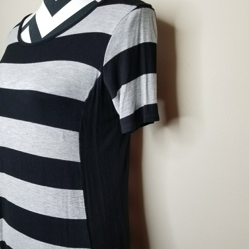 Striped Goodness - Picture 3 of 4